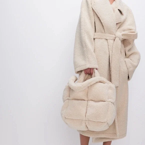 Good American Bag - Picture 2 of 4